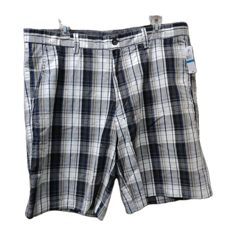 Van Heusen Studio Men's Blue/White/Black Plaid Straight Shorts Sz 38 Inseam 9.5